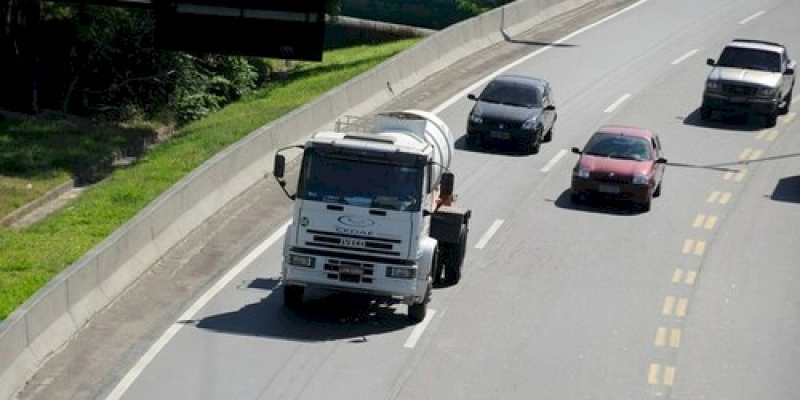 Motoristas das categorias C, D ou E têm até 28 de dezembro para realizar exame toxicológico