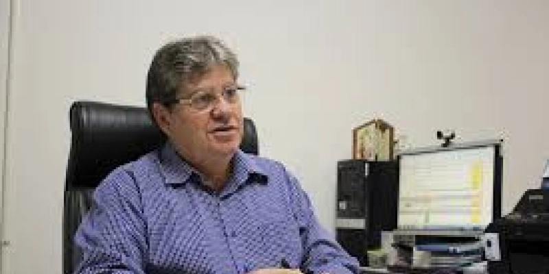 Governador da Paraíba em Brasília anuncia a implantação de VLT em Campina Grande