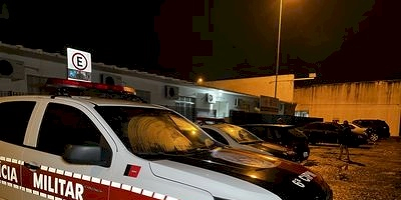 Venezuelano é assassinado em frente a três Filhos, e na fuga dos criminosos, turista é baleado e morto em JP