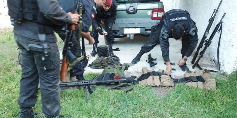Polícia prende quadrilha suspeita de explodir carro-forte, apreende arsenal e recupera dinheiro roubado na PB