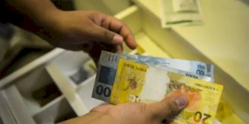 Reajuste do salário mínimo agrava ainda mais a crise das prefeituras, aponta CNM