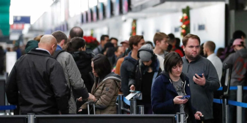 Mais de mil voos em Chicago são cancelados após fortes nevascas