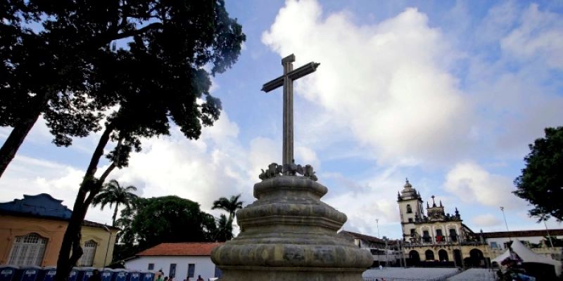 Arcebispo parabeniza Prefeitura por aprofundar reflexão e comerciantes comemoram vendas na Paixão de Cristo
