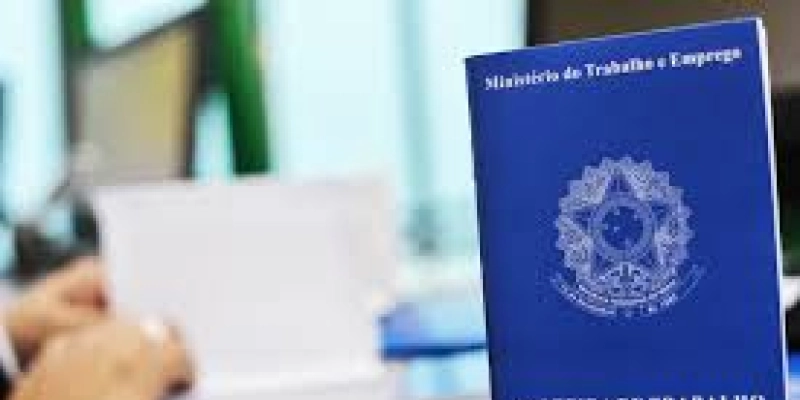 Desemprego fica em 11,6% em dezembro, com 12,2 milhões de desocupados