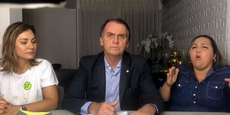 DISCURSO: Bolsonaro diz que governará "ao lado" da Constituição