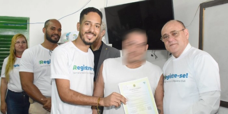 ‘Registre-se!’ assegura Certidão de Nascimento a 113 apenados