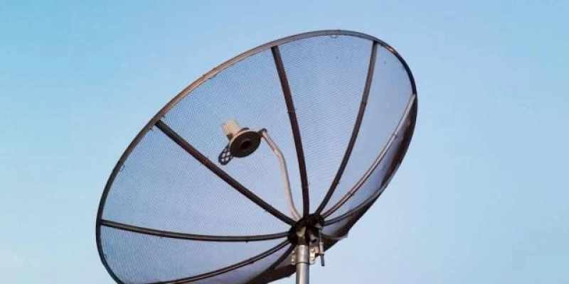Parabólica tradicional vai deixar de funcionar: saiBa o que fazer para não ficar sem o sinal de TV