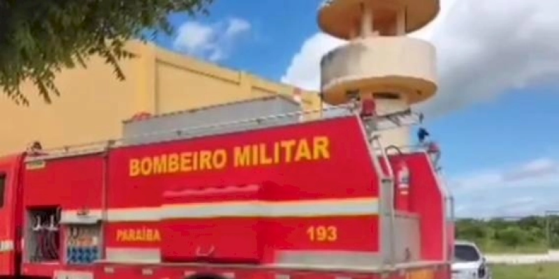 Bombeiros são acionados para conter incêndio no Presídio Padrão de Cajazeiras