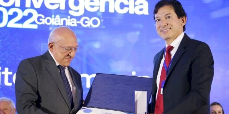 IEPTB homenageia Germano Toscano de Brito com Medalha de Honra ao Mérito