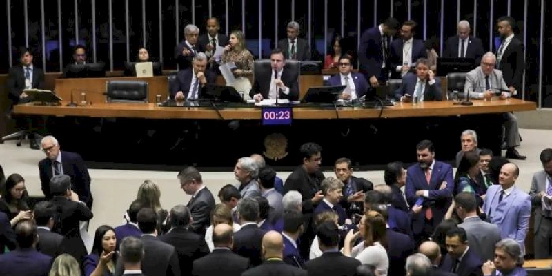 Congresso derruba veto à desoneração da folha de 17 setores econômicos