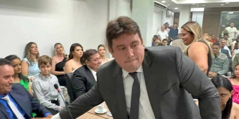 Aldeone Abrantes rebate críticas e defende força política de Lindolfo Pires em Sousa