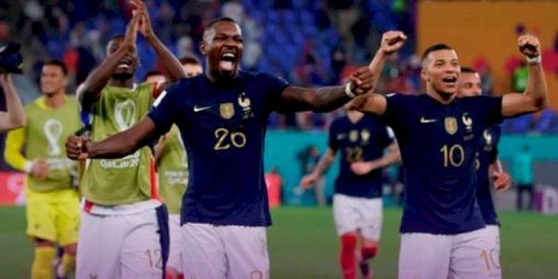 Mbappé decide contra Dinamarca e França é a 1ª classificada na Copa