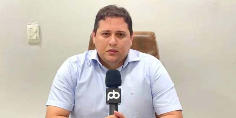 Novinho diz que Zenildo foi traído, o próximo do Grupo será Lindolfo, e critica formação de chapa “Tangerina” em Sousa; Vídeo 