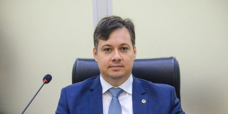 Deputado Júnior Araújo comemora a chegada do asfalto ao Distrito de Boqueirão de Piranhas em Cajazeiras, promessa de 50 anos sendo cumprida; Vídeo 