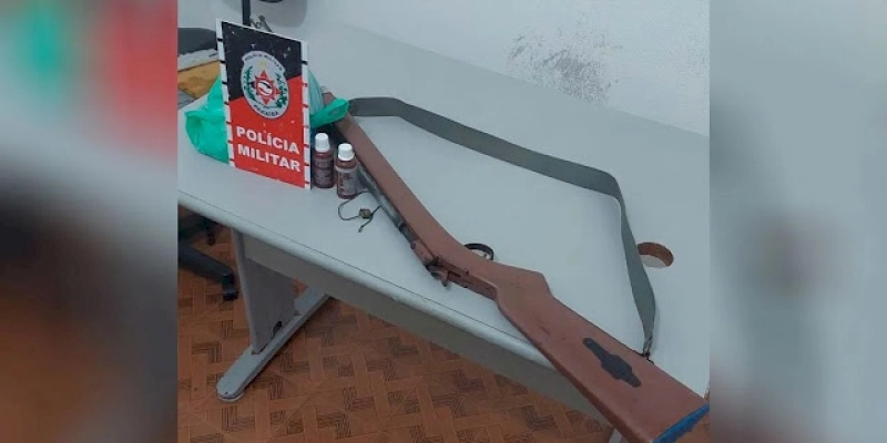 Polícia Militar cumpre mandato de prisão contra agricultor, e apreende arma de fogo