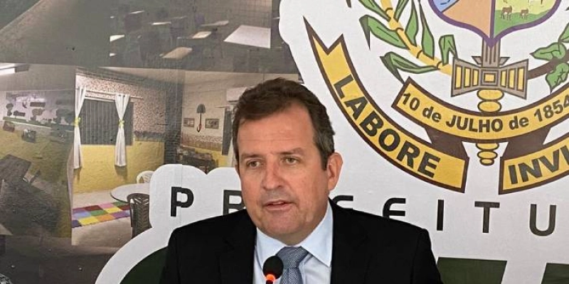 Tyrone realiza primeira coletiva do ano com a imprensa e anuncia obras e inaugurações para o mês de janeiro