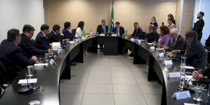 Governo Federal discute continuidade das obras da ferrovia Transnordestina