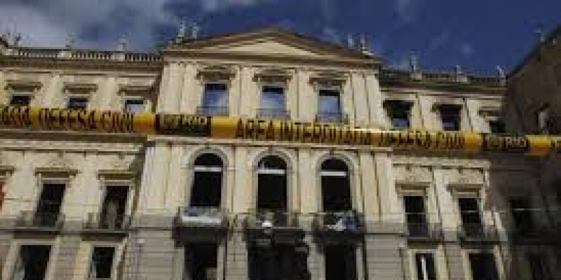 MEC vai transferir ainda hoje R$ 8,5 milhões para o Museu Nacional
