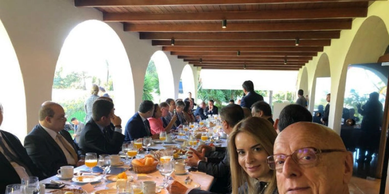 Daniella Ribeiro participa de café da manhã com presidente Bolsonaro e destaca importância de diálogo com governos estaduais