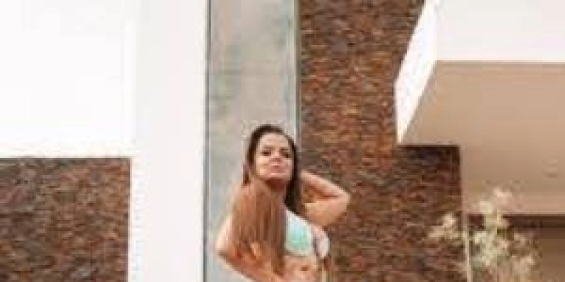 Maiara posa de biquíni e fala de empoderamento: ‘Autoestima é tudo’