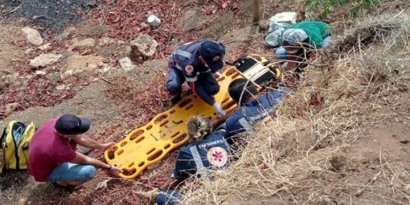 Homem fica gravemente ferido em acidente na PB-359, próximo ao município de São Francisco