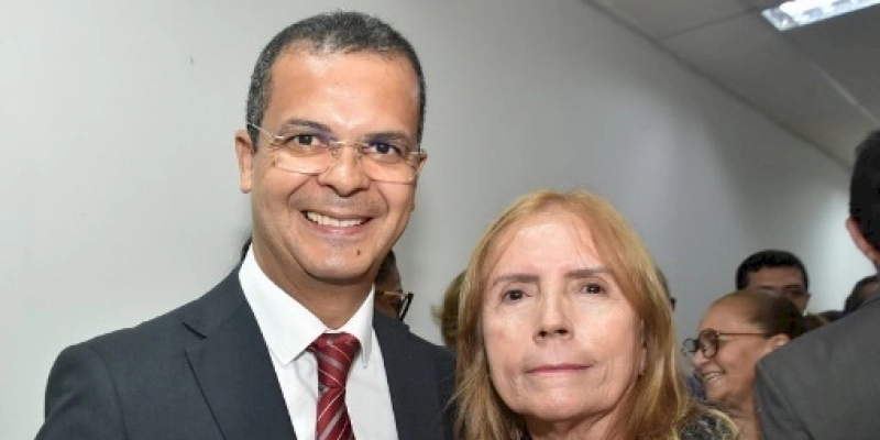 Jutay Meneses participa de sessão solene para dar posse a Sônia Maia, no cargo de procuradora de Justiça