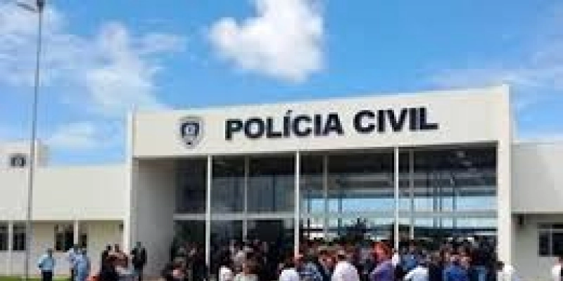 Feira de serviços na Central de Polícia abre campanha contra violência doméstica