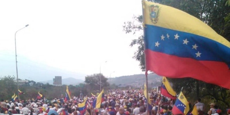 Forças Armadas venezuelanas não vão tolerar vandalismo, diz ministro