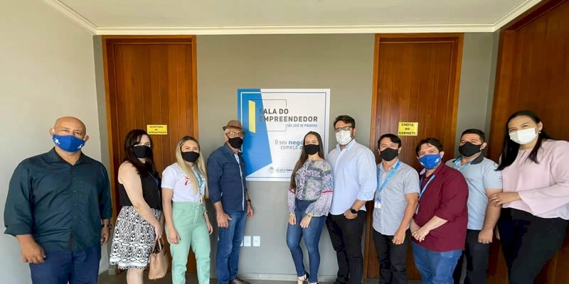 Representantes do Sebrae, Senac, BNB e CDL participam de inauguração da Sala do Empreendedor, em São José de Piranhas 