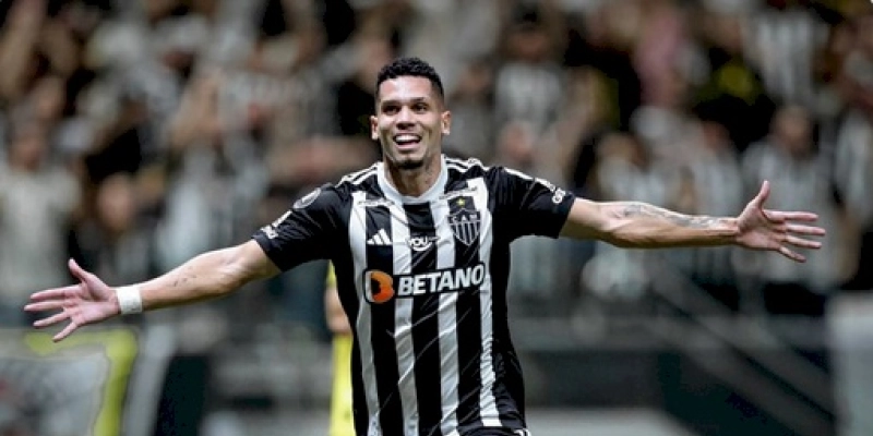 Gustavo Scarpa brilha e Atlético-MG bate o Peñarol na Libertadores