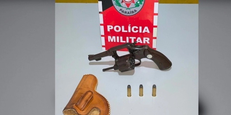Polícia prende homem em flagrante por porte ilegal de arma de fogo, em Catolé do Rocha