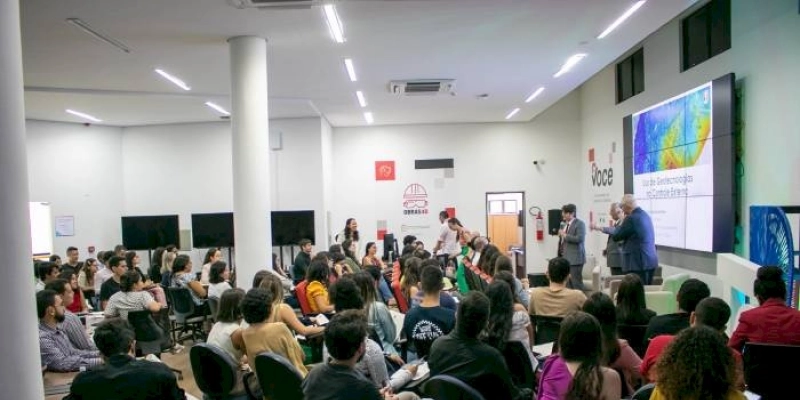 Alunos de Direito da  UFPB conhecem ritos processuais e inovações tecnológicas do TCE
