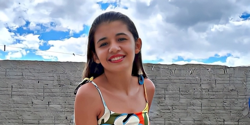 Jovem que sofreu forte descarga elétrica durante festa em via pública, não resiste e morre no hospital, após dias internada 
