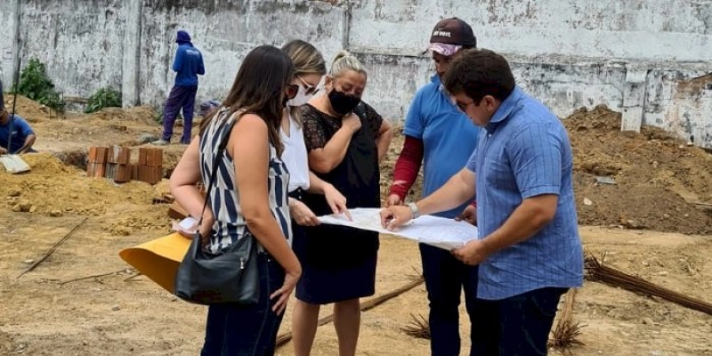 HOMENAGEM NA CASA DE SOUSA: ‘afixaremos uma placa com os nomes de todos da equipe de governo’, disse Hélder Carvalho