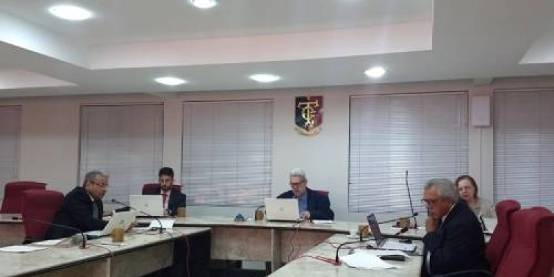 Câmara do TCE-PB julga contratações de serviços contábeis e jurídicos por prefeituras