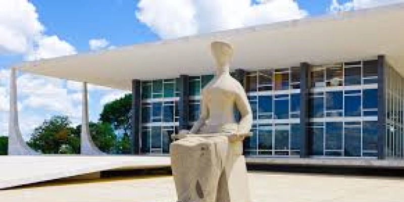 Servidores federais vão ao STF para garantir aumento em 2019