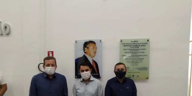 Radamés enfatiza gestão Tyrone e parabeniza família de Tico Coura durante inauguração do Centro de Reabilitação em Sousa
