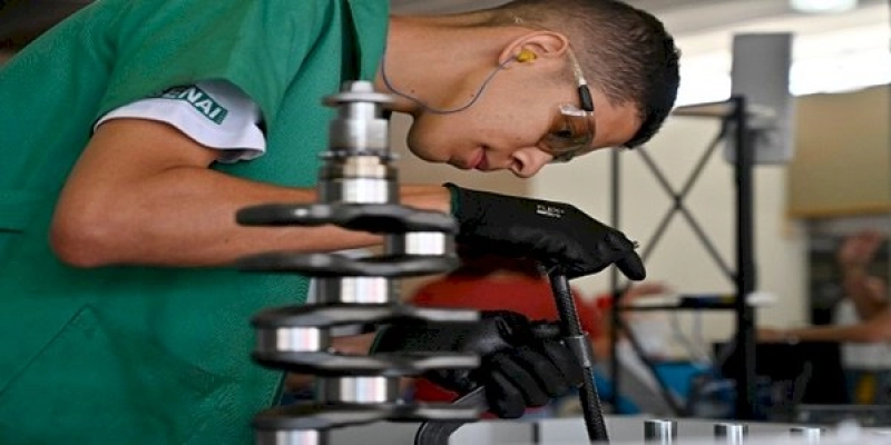Brasil precisa melhorar qualidade da educação e valorizar formação profissional e tecnológica