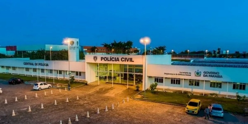 Homem é preso suspeito de levar crianças e estuprar mulher em motel