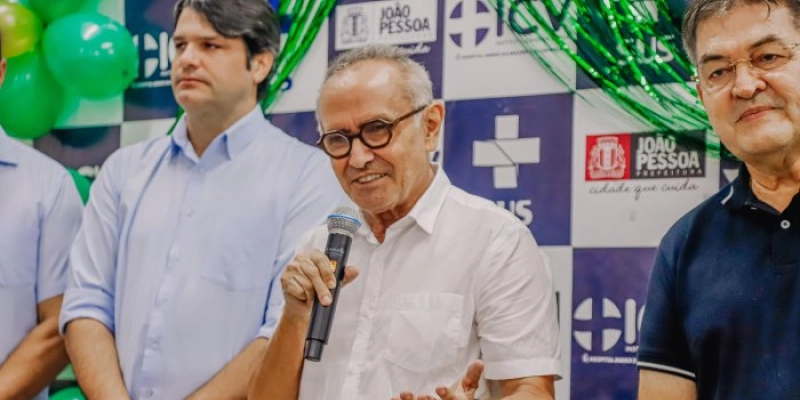 Cícero agradece profissionais do ICV pela conquista dos selos Amigos da Criança e da Mulher, além de Segurança do Paciente