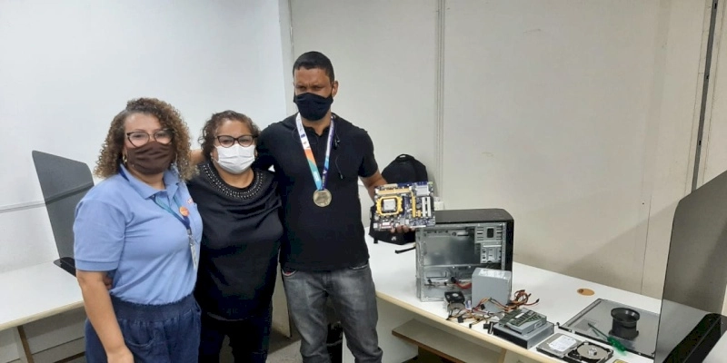 SENAI PB capacita pessoas com deficiência na área de informática