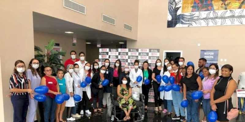 Primeira paciente jovem do Hospital Metropolitano a receber transplante cardíaco tem alta após pouco mais de um mês