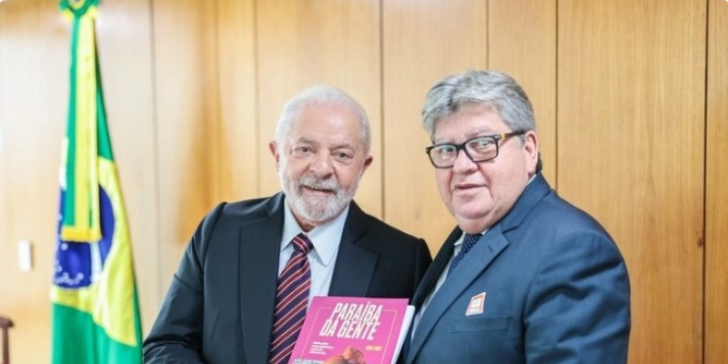 Lula quer Azevêdo no Senado; saída do governo em 2026 passa a ser calculada