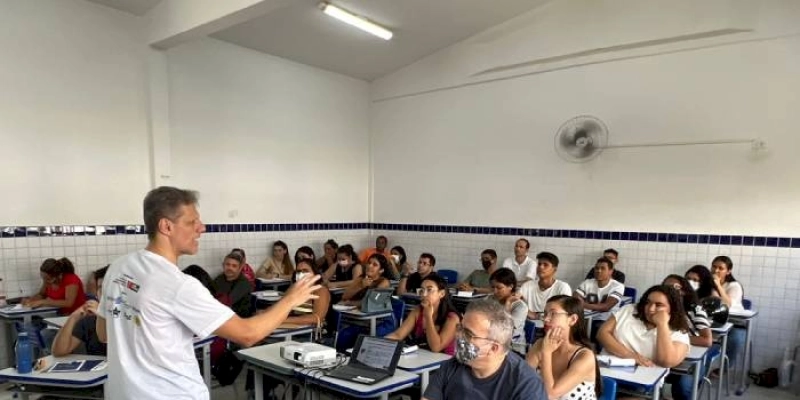 Feirão da Empregabilidade no Valentina resulta em 1.089 encaminhamentos para o mercado de trabalho