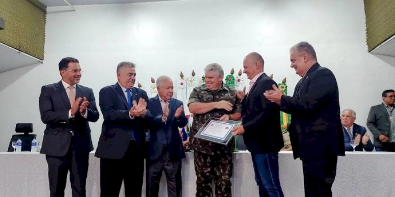 ALPB concede título de cidadão paraibano ao general Guilherme Langaro Bernardes