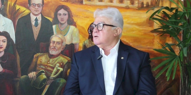 Poesia inspira defensor público na busca por justiça e direitos a quem não tem