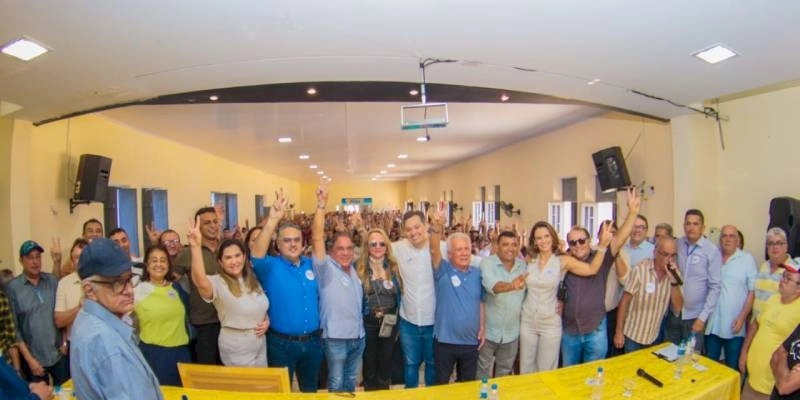 Em Cajazeiras, Júnior Araújo oficializa aliança com Zé Aldemir e Dra. Paula 