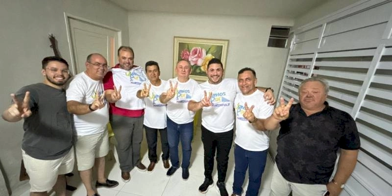 Zé de Pedrinho confirma o nome de Júnior do Peixe na cabeça de chapa, e Deuzinho na vice durante aniversário em Marizópolis