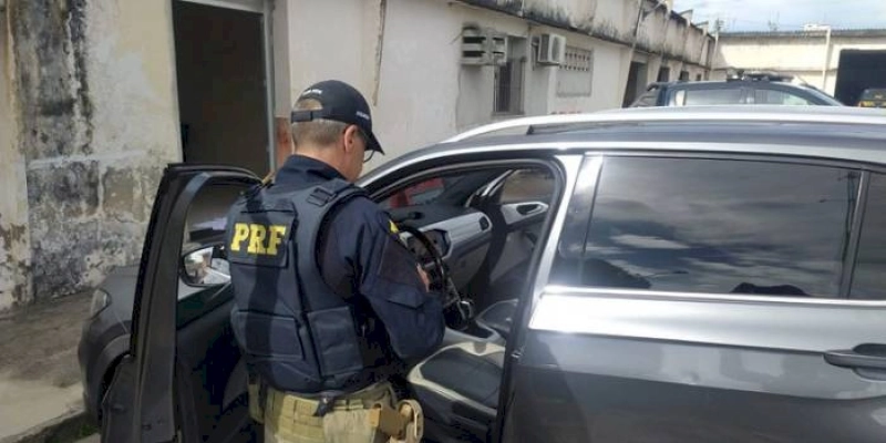 PRF recupera na Paraíba veículo com registro de apropriação indébita