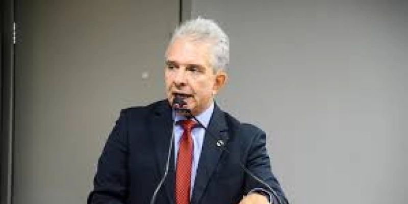Lei de autoria de Nabor obriga estado e municípios a compartilhar dados sobre o Coronavírus
